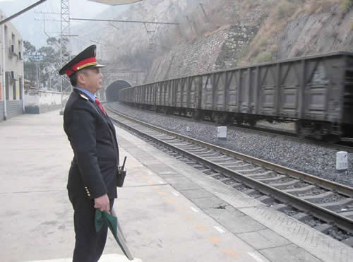 了解鐵路上的五大系統(tǒng)，車(chē)，機(jī)，工，電，輛崗位工作