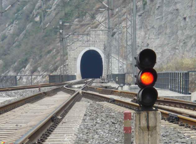 石家莊哪些學校開設(shè)鐵道信號專業(yè)？