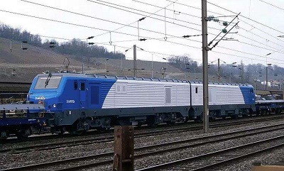 考火車(chē)司機(jī)有什么要求？哪里能學(xué)火車(chē)司機(jī)