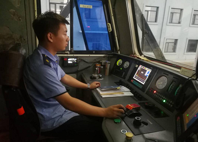 石家莊鐵路學(xué)?；疖囁緳C就業(yè)學(xué)生