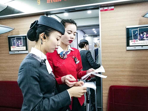 初三學航空乘務專業(yè)去哪個學校好？