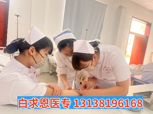 提前報名石家莊白求恩醫(yī)學中專學校還能參加中考嗎