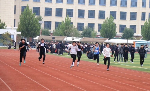 2026年石家莊東華鐵路學(xué)校卡分嗎？