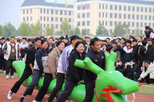 重磅利好！保定 8 個貧困縣學(xué)子就讀石家莊東華鐵路學(xué)校補(bǔ)助政策全解析